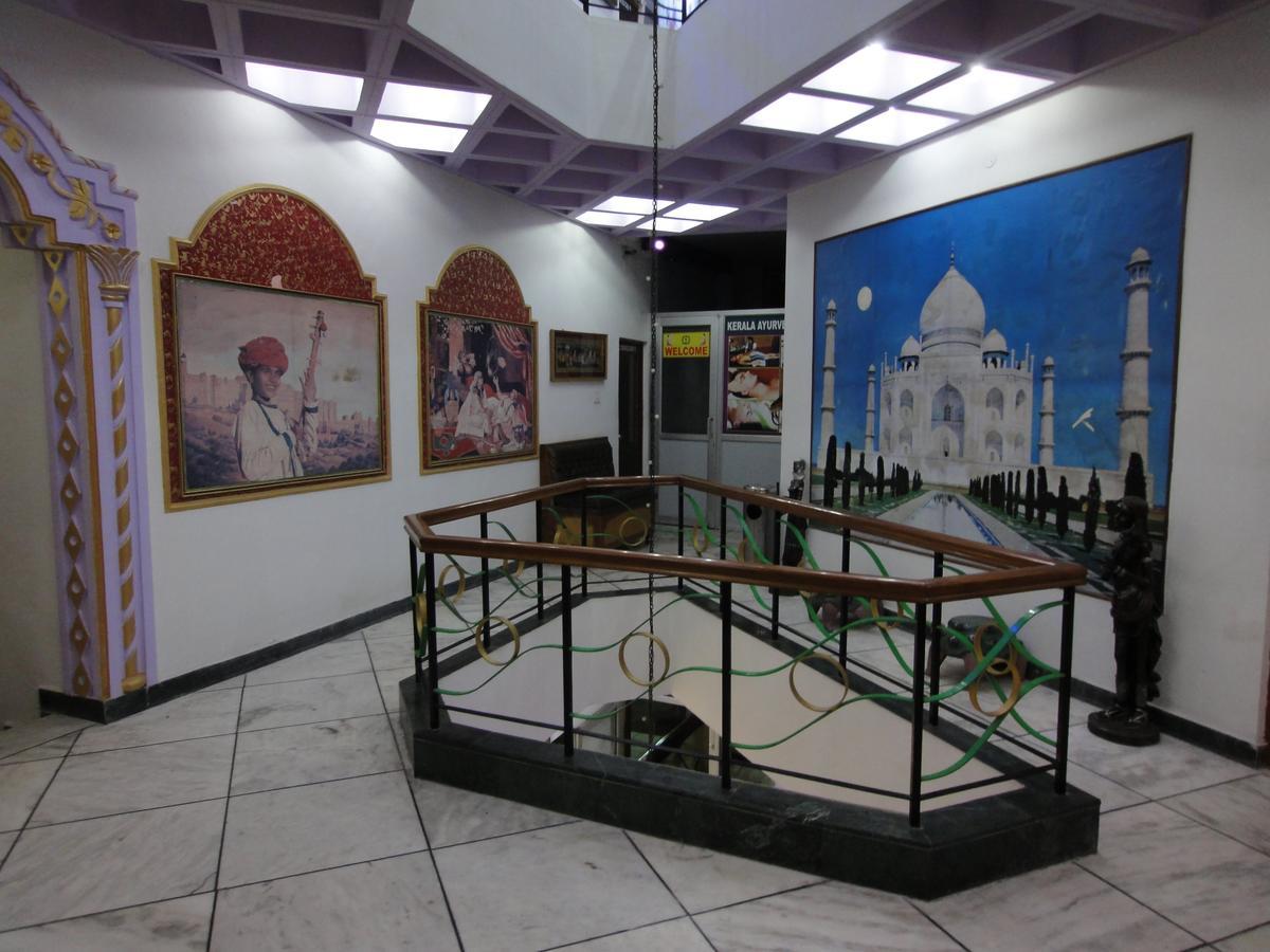 Hotel Taj Plaza, Vip Road, Agra Agra  Exterior photo