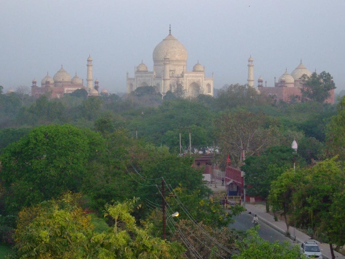 Hotel Taj Plaza, Vip Road, Agra Agra  Exterior photo